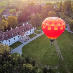 ZBOR ANCORAT LA EVENIMENTUL TĂU SPECIAL