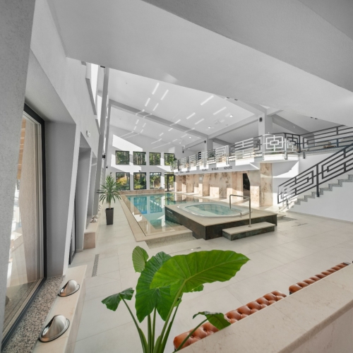 RELAXARE ÎN FAMILIE ȘI CU PRIETENII – WELLNESS & SPA ÎN HARGHITA