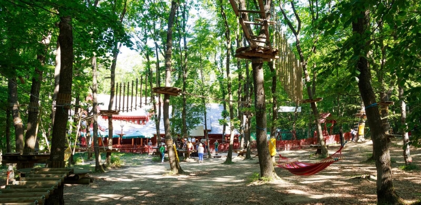 ADRENALIN PARK CSALÁDI BELÉPŐ – AKTÍV KIKAPCSOLÓDÁS EGYÜTT